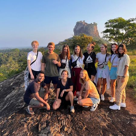 Sigiriya Village Home Stay Exteriör bild