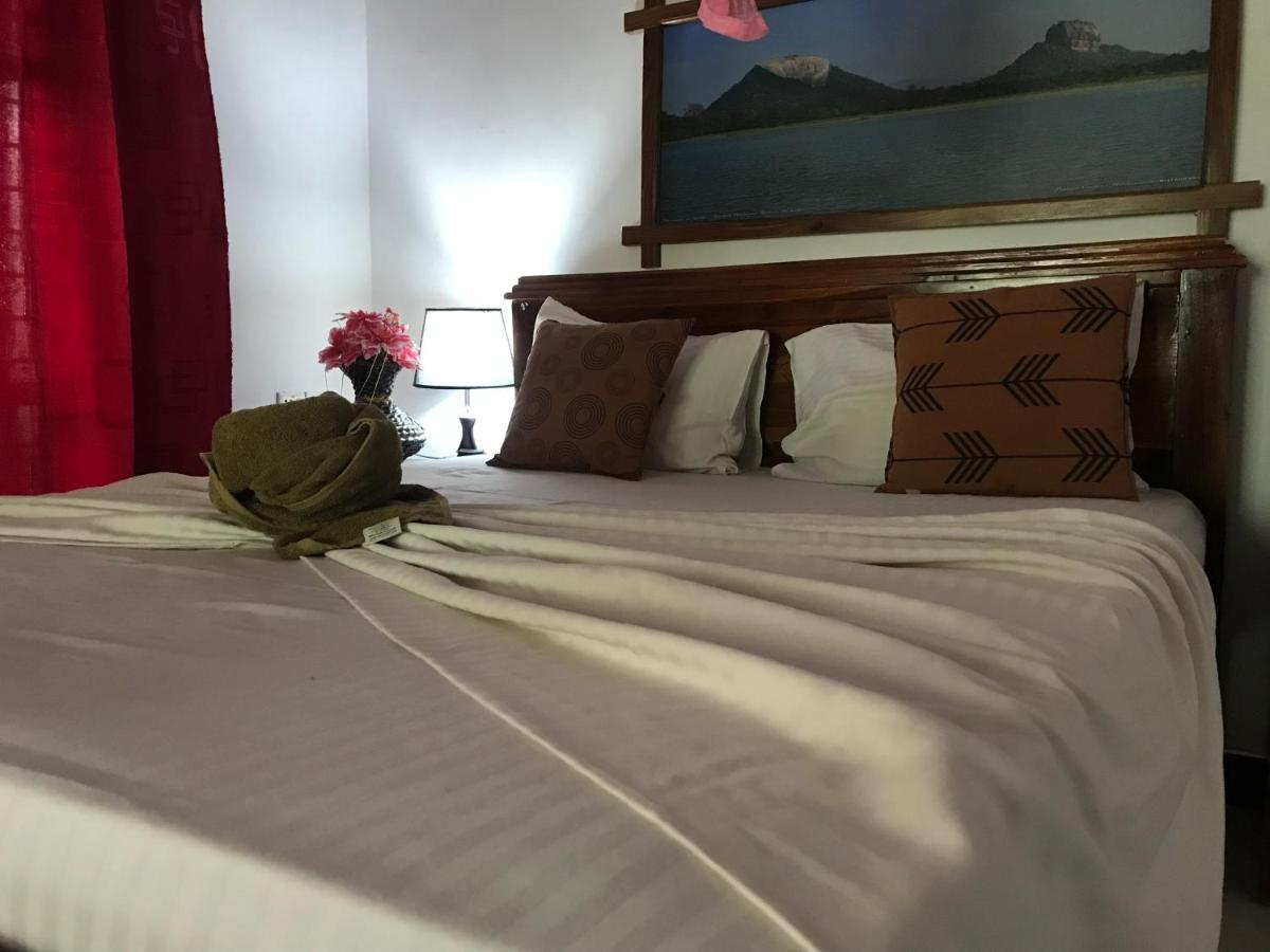 Sigiriya Village Home Stay Exteriör bild